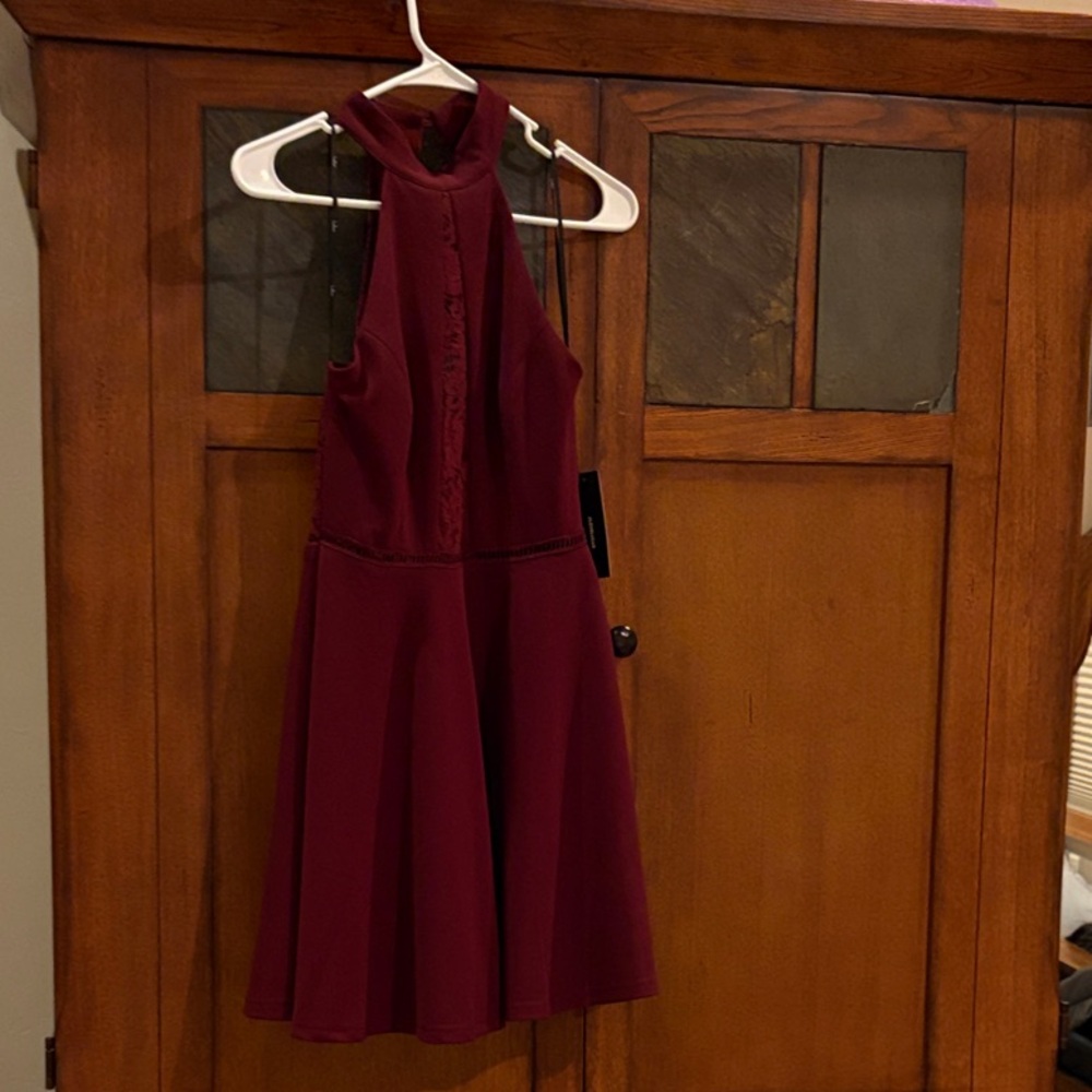 Lulu's Elegant Burgundy Formal Dress